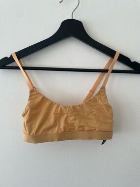Urban Outfitters Out From Under Scoop Neck Bralette Size S